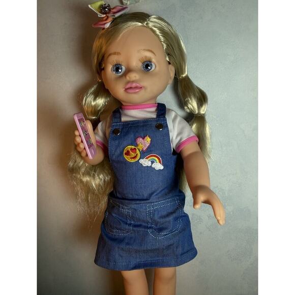 Call Me Chloe Interactive 18 Inch Talking Doll With Phone 30+ Phrases Works! - Picture 4 of 12